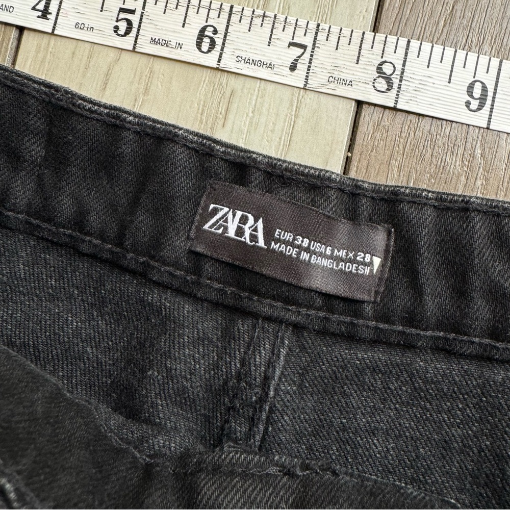 Zara Women’s Classic Black Wide-Leg Jeans | Size: 6 | Good Condition - Picture 3 of 7